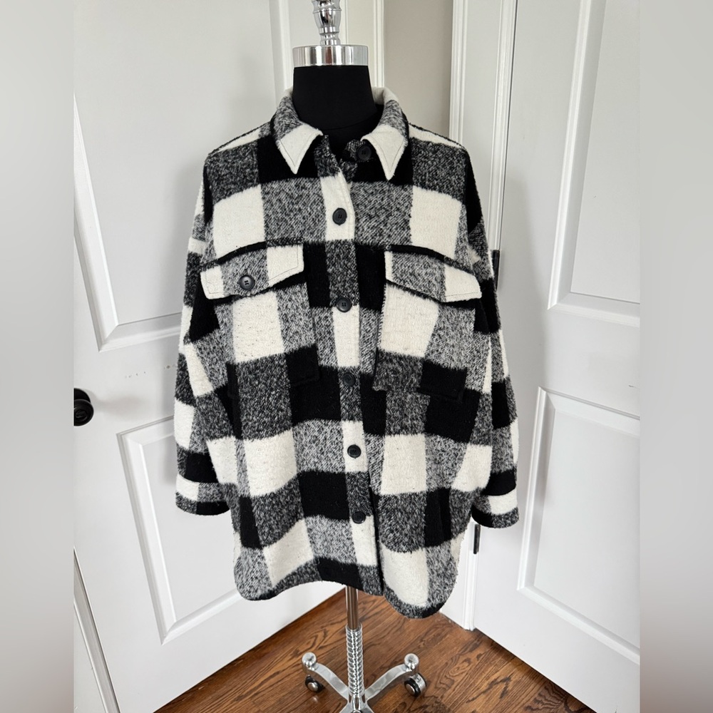 Good American Plaid Shacket Black / Ivory Plus Size 2X/3X